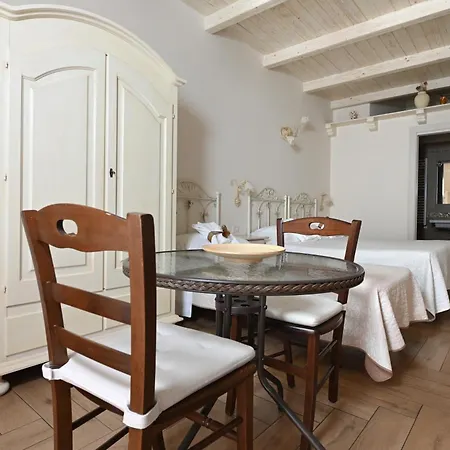 Nei Pressi Dei Sassi *