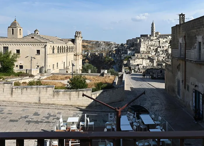 Nei Pressi Dei Sassi Matera