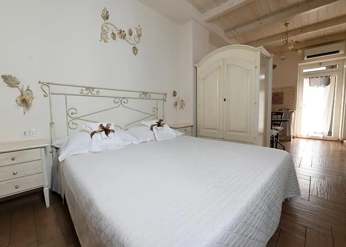 Nei Pressi Dei Sassi * Matera